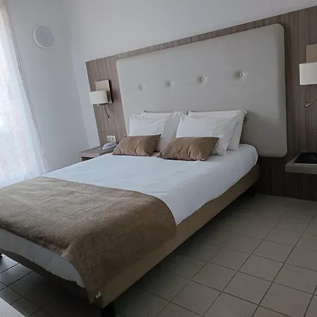 Club Oustal Del Mar